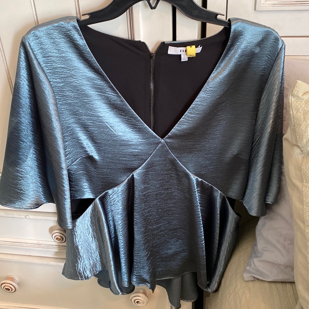 Metallic Blue Top - size L